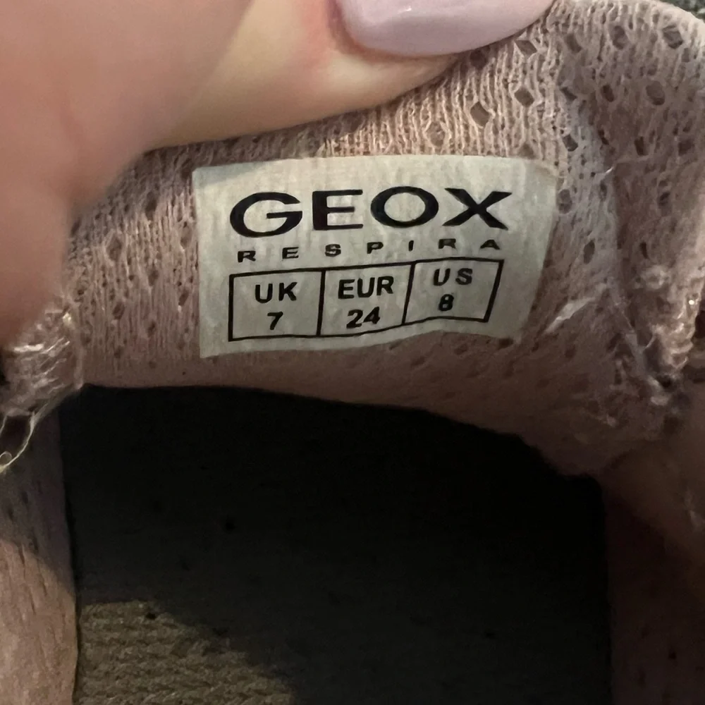 Geox DJ Rock 79 Sneakers Toddler Size 8 Pink Hook & Loop